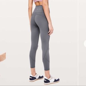 LULULEMON In Movement 7/8 Tight *Everlux 25"
Titanium SOUL cycle grey high rise
